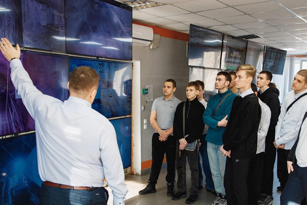 Что объединяет Распадскую и студентов Осинниковского горнотехнического колледжа? Да практически всё!