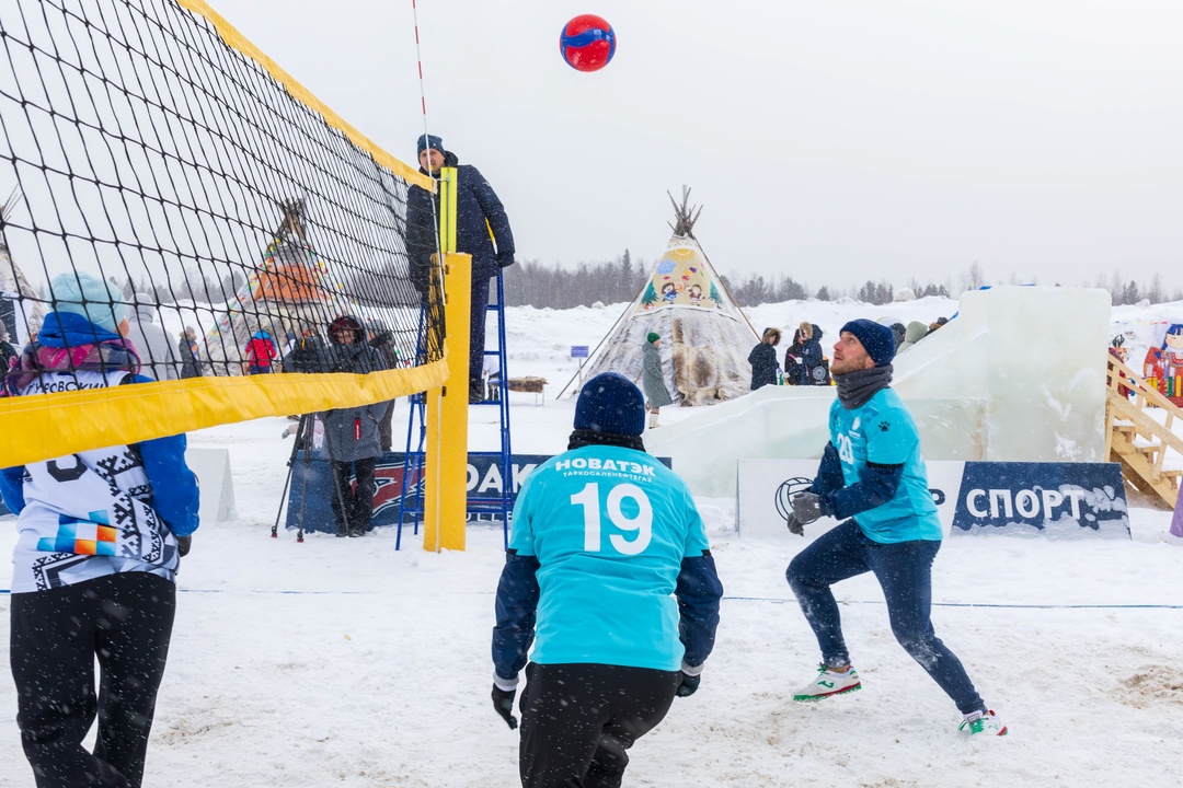 С ненецкого приветствия «Нани торова