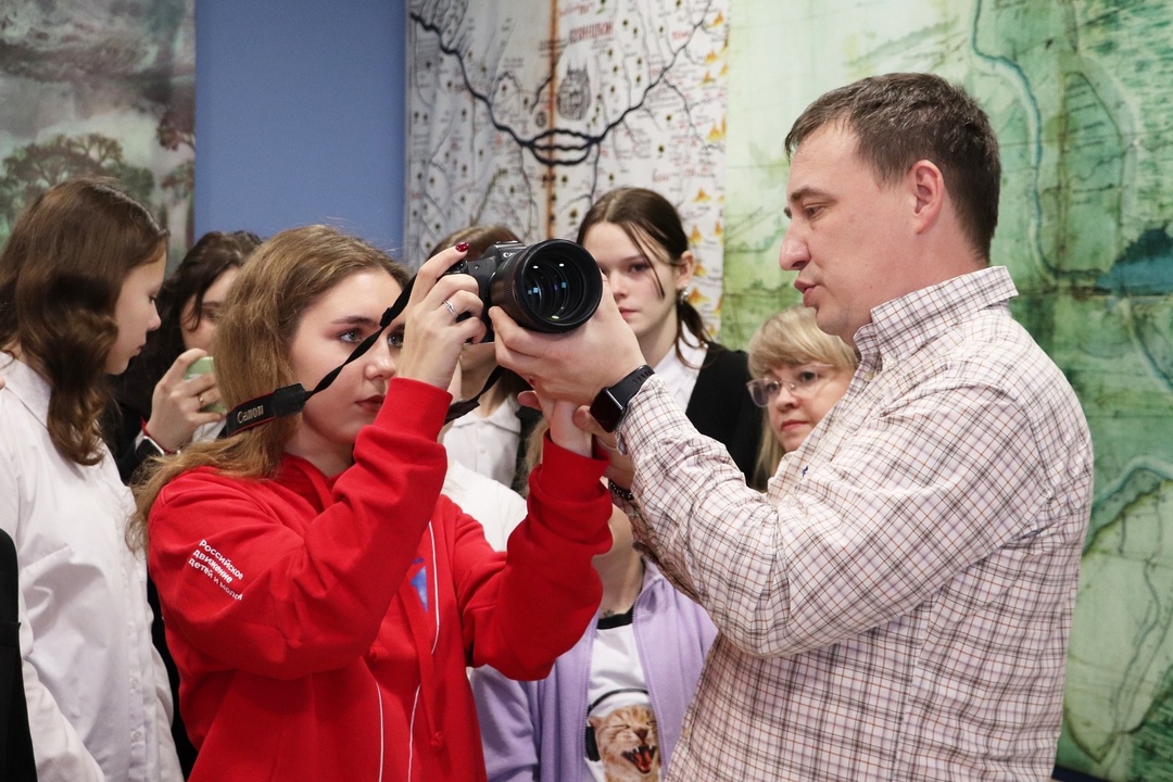 Город друзей – город идей! Друзья, а вы знаете, что в Междуреченске, Осинниках и Калтане стартовал ежегодный грантовый конкурс, который проходит при поддержке…