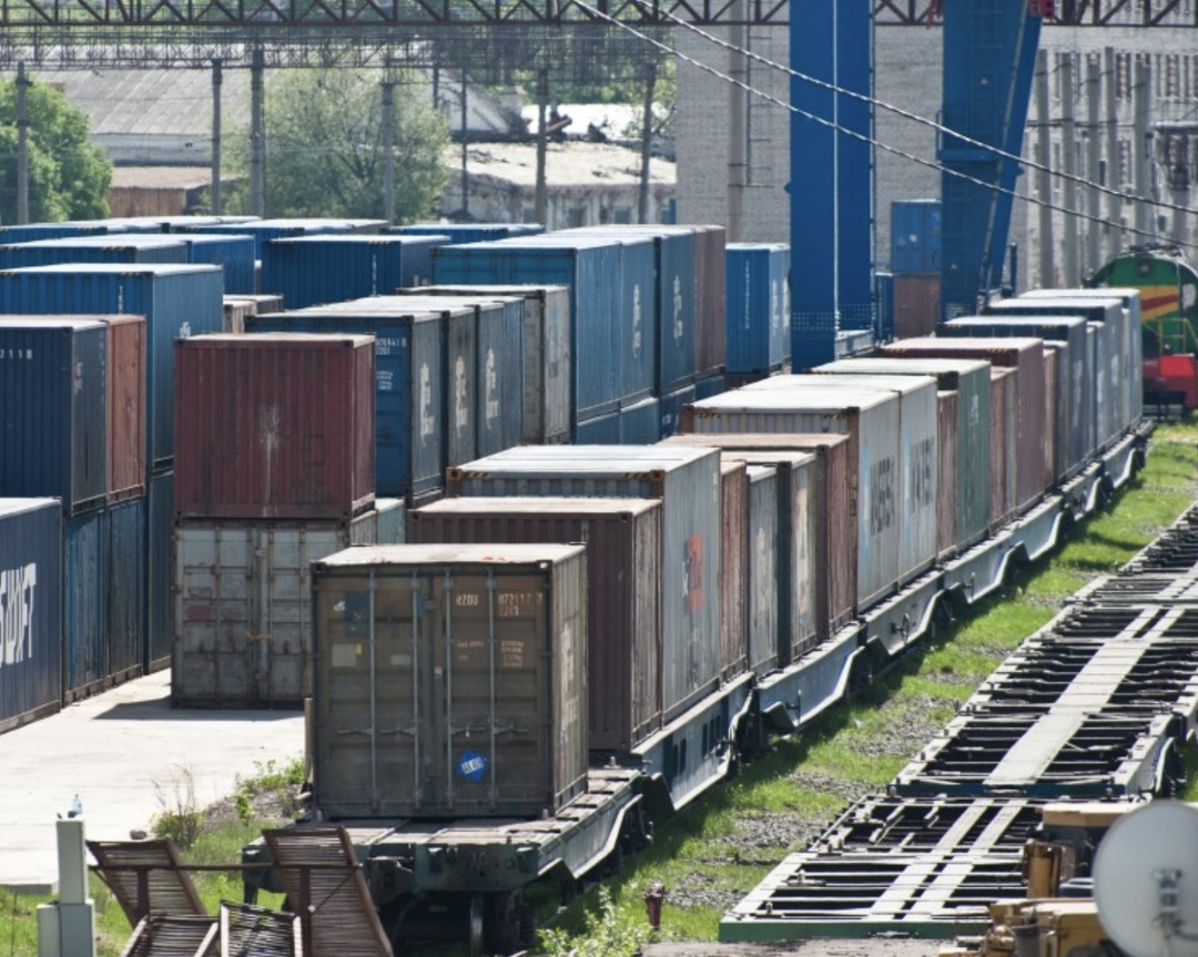 Минсельхоз может возобновить прием заявок на льготные перевозки сельхозпродукции в случае, если часть заявителей не воспользуются субсидиями, пишут «Известия».…