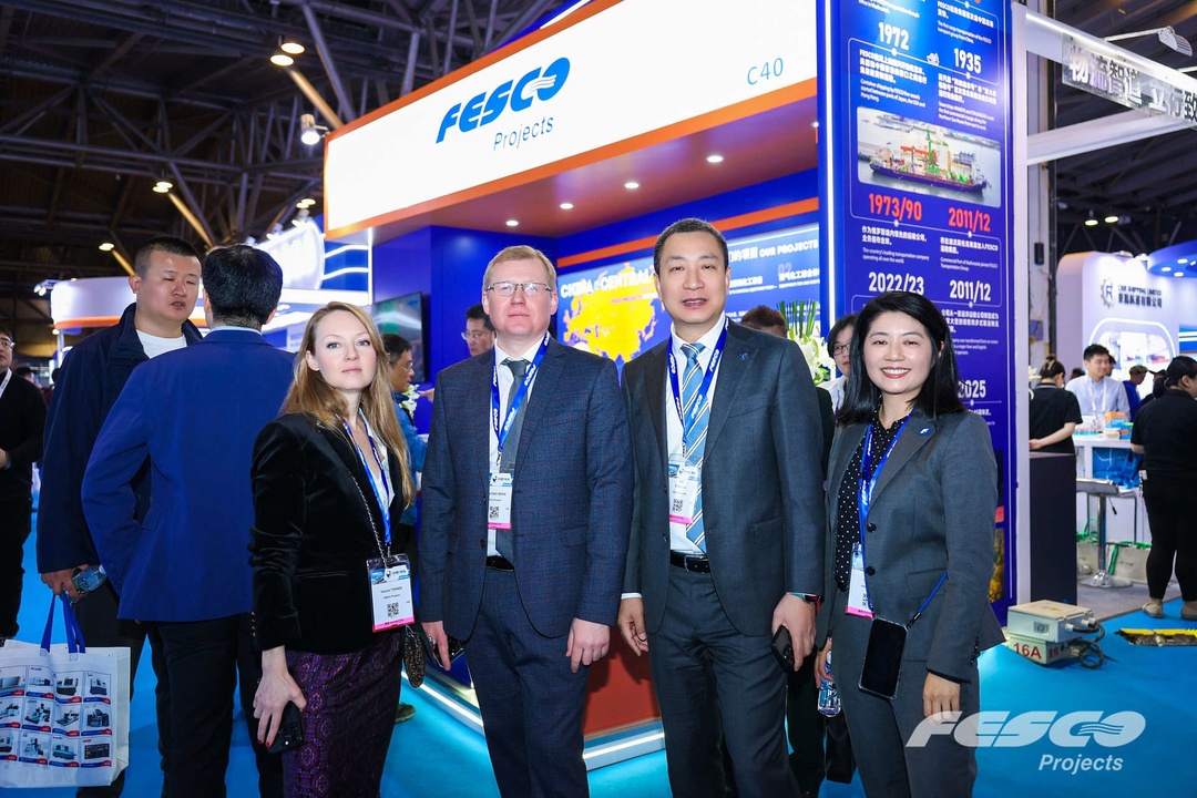 Поделились опытом реализации сложных и интересных проектных перевозок на выставке в Шанхае