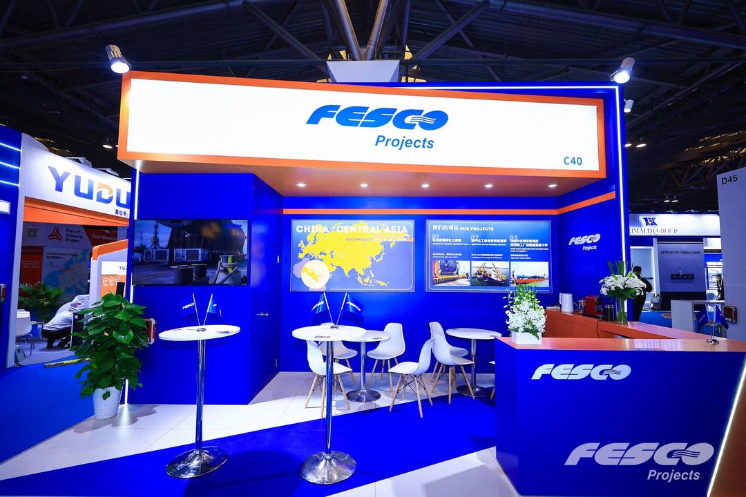 Поделились опытом реализации сложных и интересных проектных перевозок на выставке в Шанхае