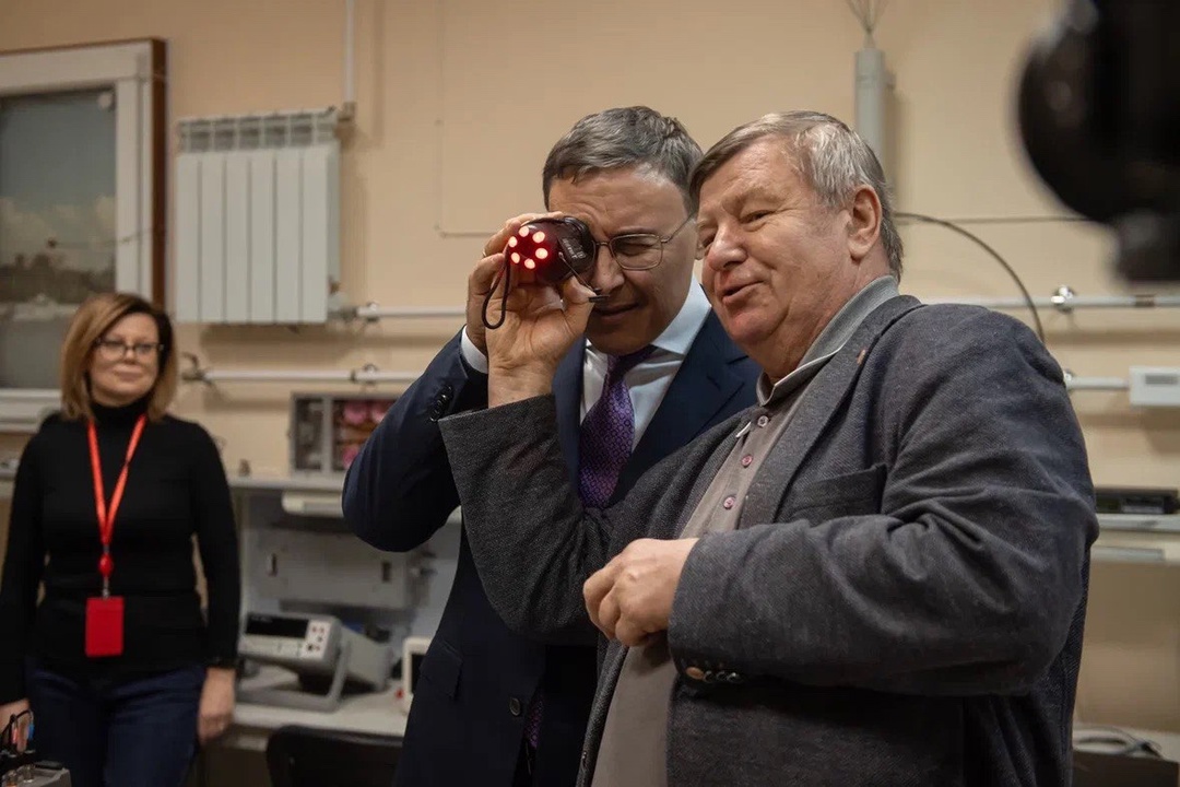 Валерий Фальков осмотрел научно-образовательную инфраструктуру НИУ МИЭТ, где готовят кадры для предприятий полного цикла создания микроэлектроники