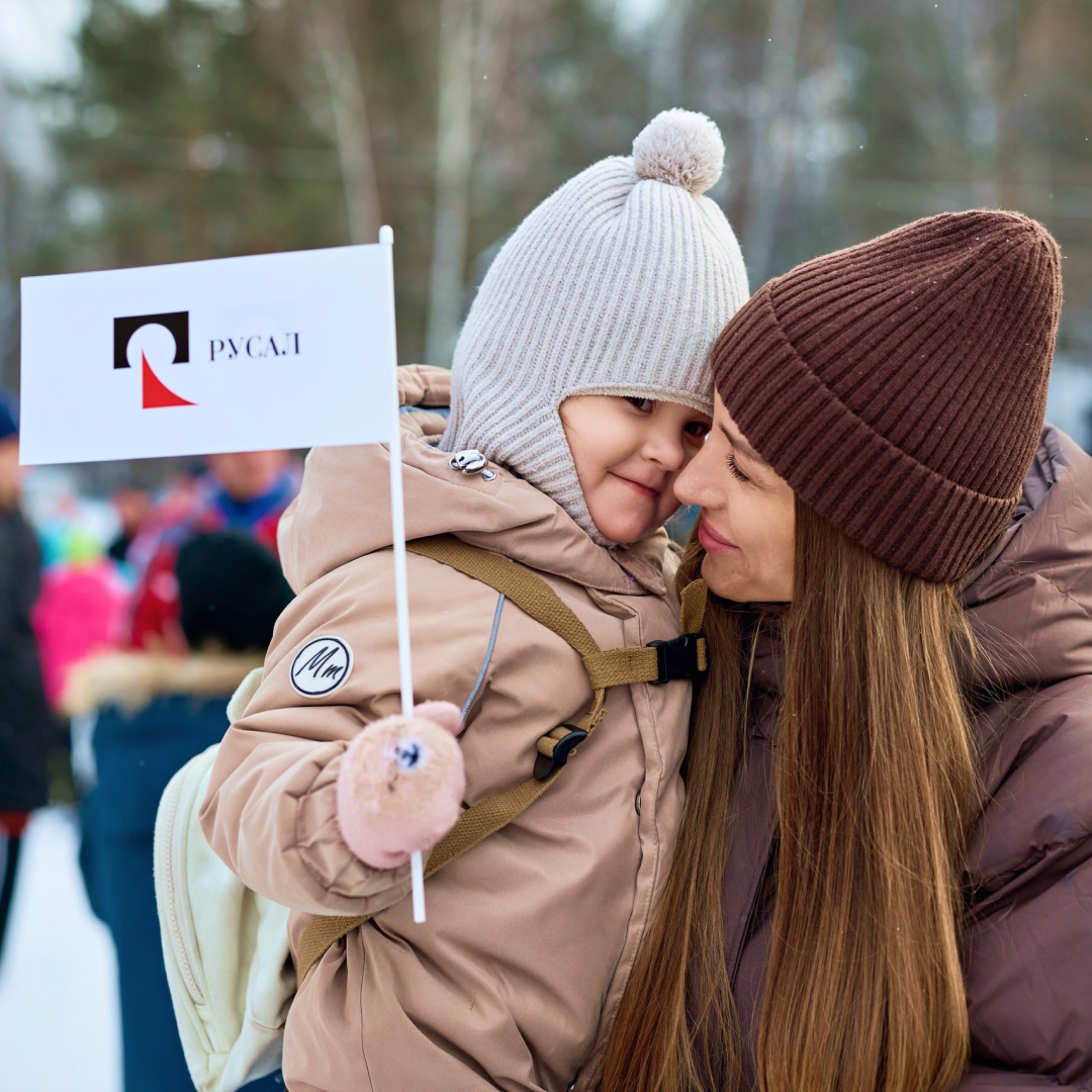 Вставай на лыжи
И свежим воздухом дыши.
Пусть весь твой вид здоровьем пышет —
Здоровьем тела и души.