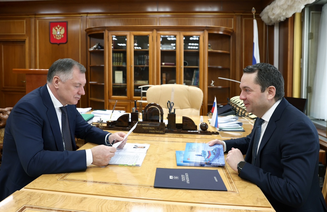 Марат Хуснуллин провел встречу с губернатором Мурманской области Андреем Чибисом