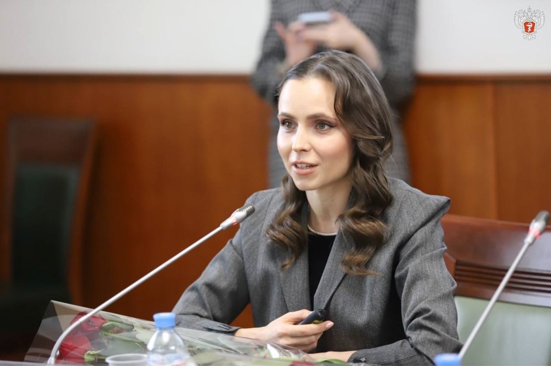 Михаил Мурашко встретился с победителями и финалистами конкурса «Женщины за здоровое общество»