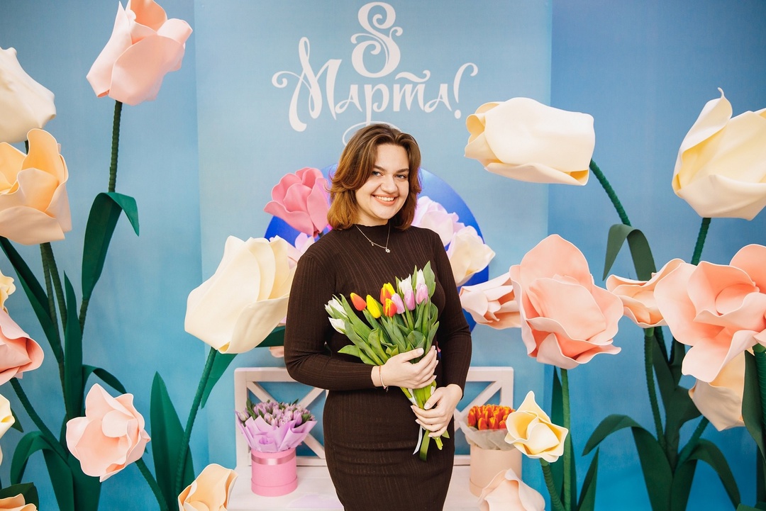 Приятные сюрпризы с самого утра Сегодня начинаем рабочий день с подарков и поздравлений