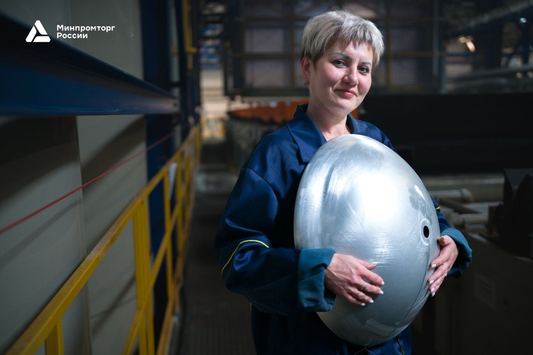 Милые женщины! С Международным женским днём 8 Марта!