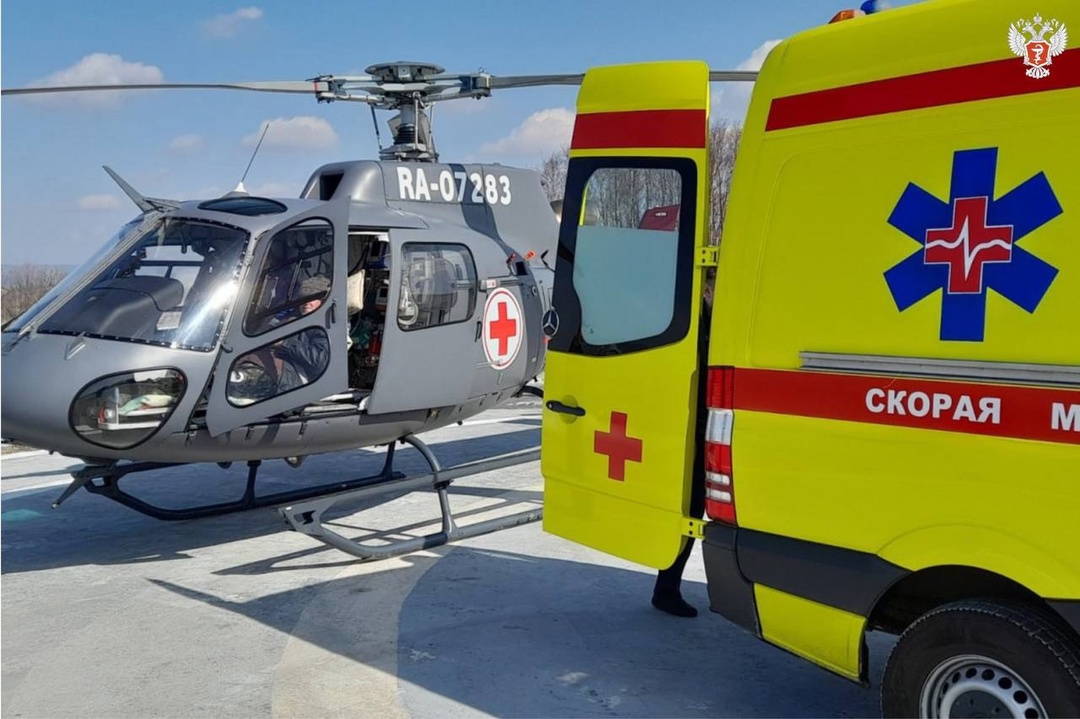 54-летнему жителю Приморского края с острым инфарктом помогли специалисты сразу нескольких региональных медучреждений