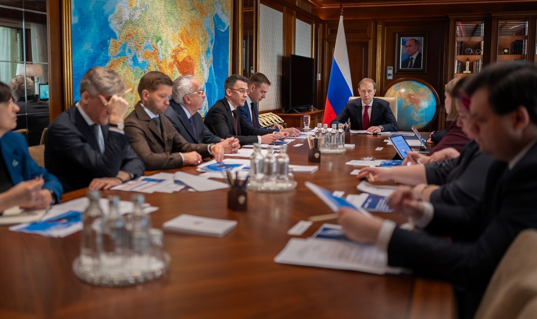 Денис Мантуров провел заседание наблюдательного совета Мурманского арктического университета