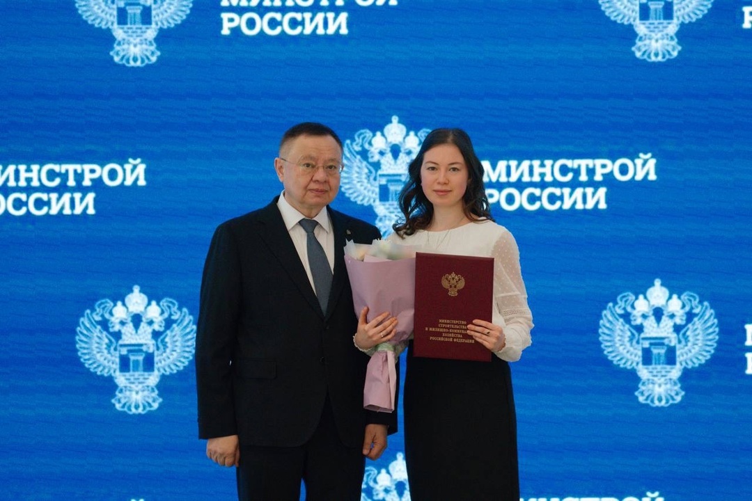 В Минстрое России прошло оперативное совещание под председательством Министра строительства и ЖКХ РФ Ирека Файзуллина