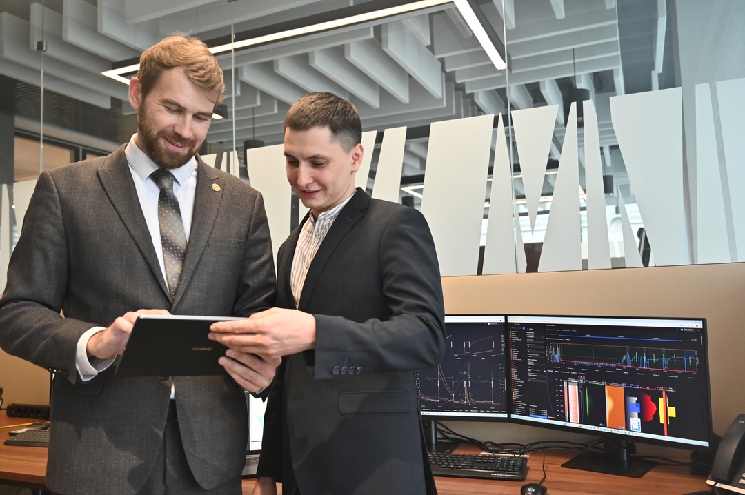 Новую рабочую неделю начинаем с начальником отдела обработки призабойной зоны пласта «Татнефть-Добычи» Эдуардом Абусалимовым: