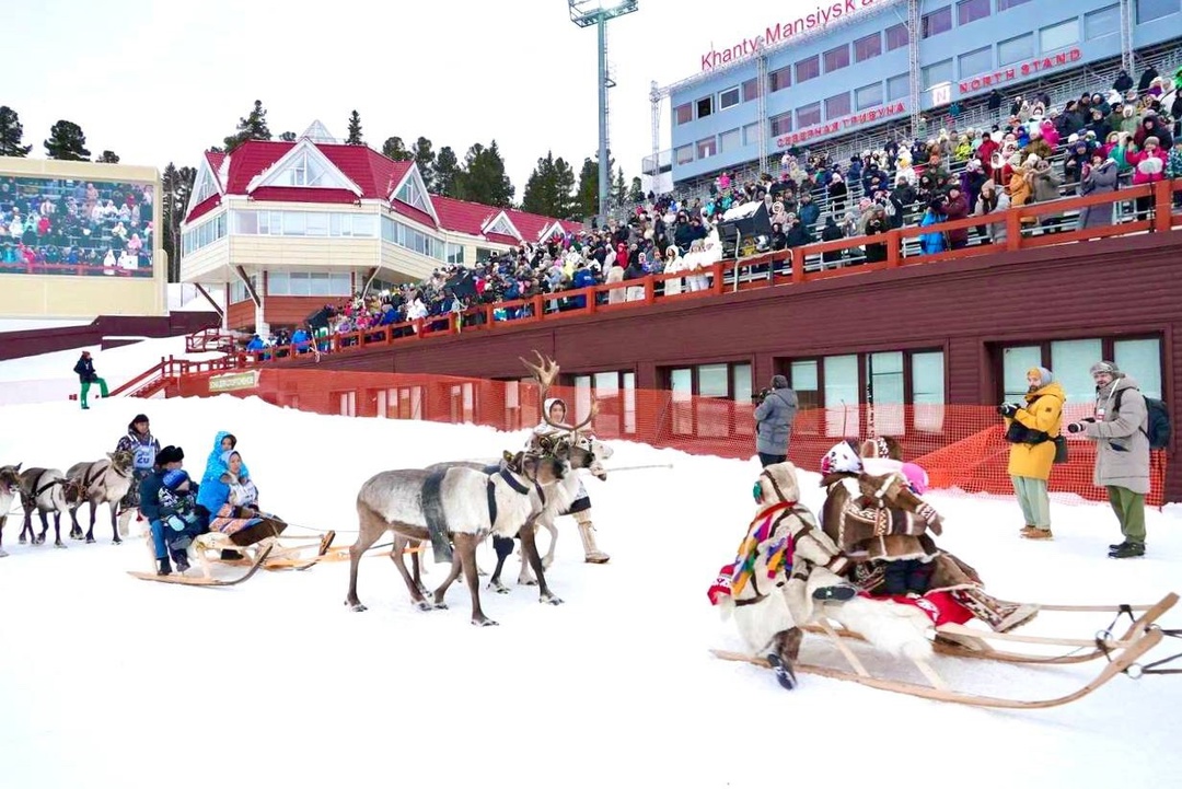 Полный привод и две оленьи силы ЛУКОЙЛ поддержал традиционные гонки в рамках конкурса профмастерства оленеводов Югры.