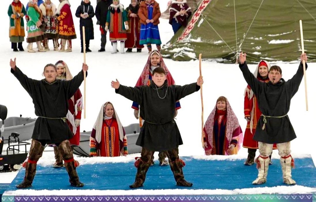 Полный привод и две оленьи силы ЛУКОЙЛ поддержал традиционные гонки в рамках конкурса профмастерства оленеводов Югры.