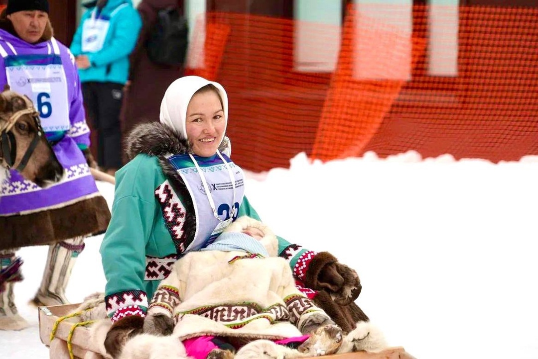 Полный привод и две оленьи силы ЛУКОЙЛ поддержал традиционные гонки в рамках конкурса профмастерства оленеводов Югры.