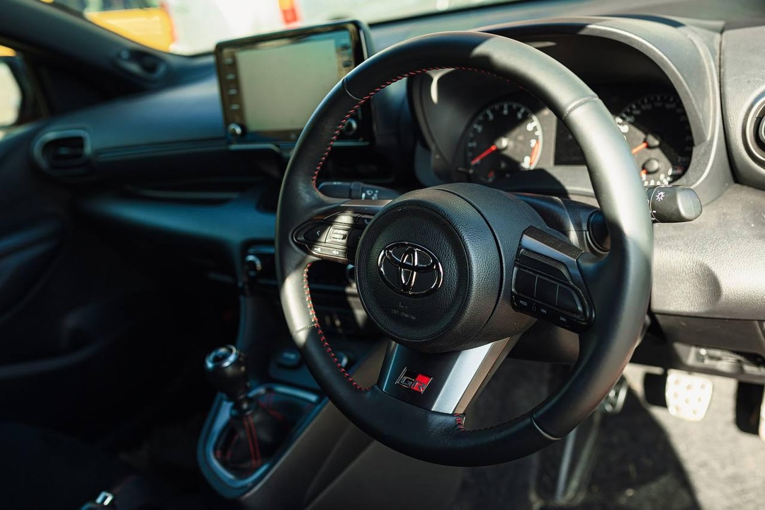 Каких только «ласточек» не встретишь на площадке нашего Владивостокского автомобильного терминала