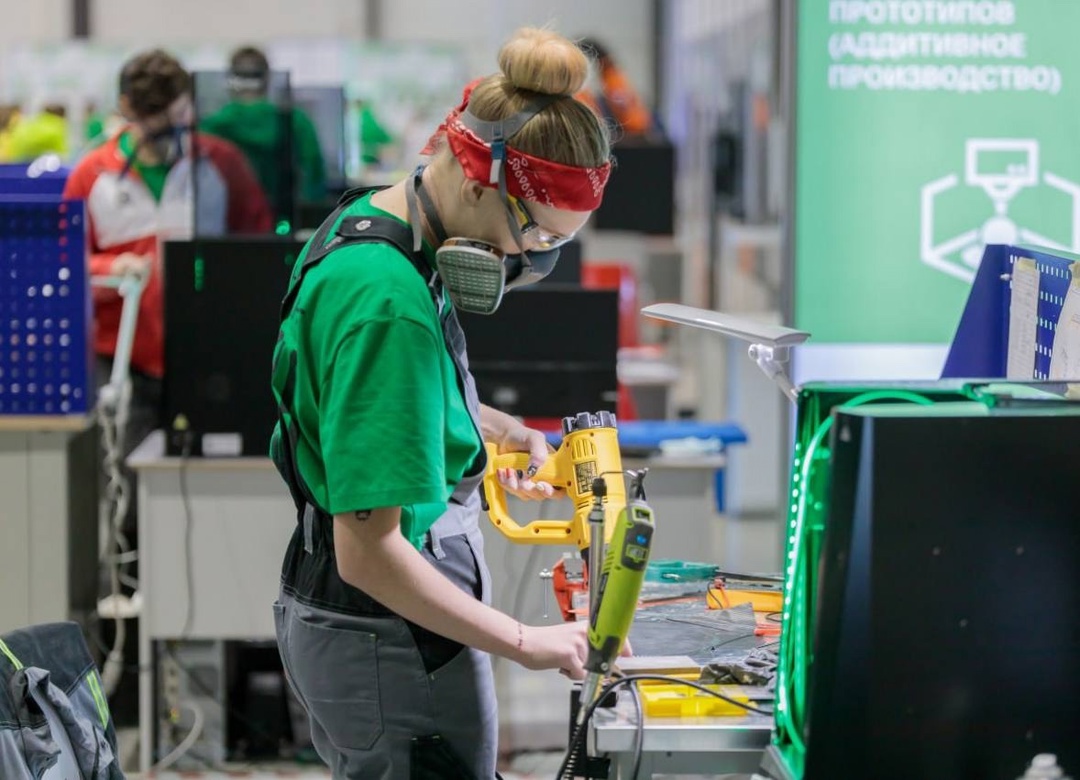 Дмитрий Чернышенко и Сергей Кравцов представили промежуточные итоги чемпионата высоких технологий и «Профессионалов»