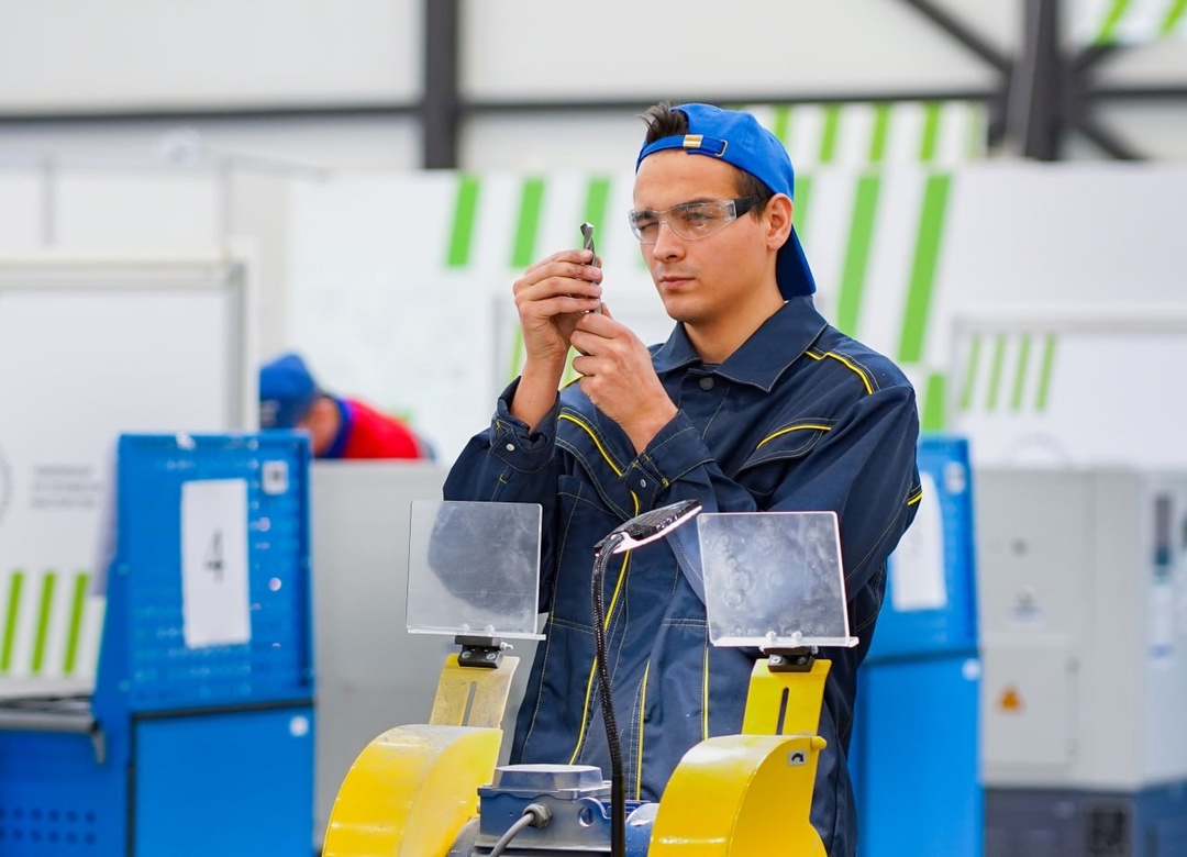 Дмитрий Чернышенко и Сергей Кравцов представили промежуточные итоги чемпионата высоких технологий и «Профессионалов»