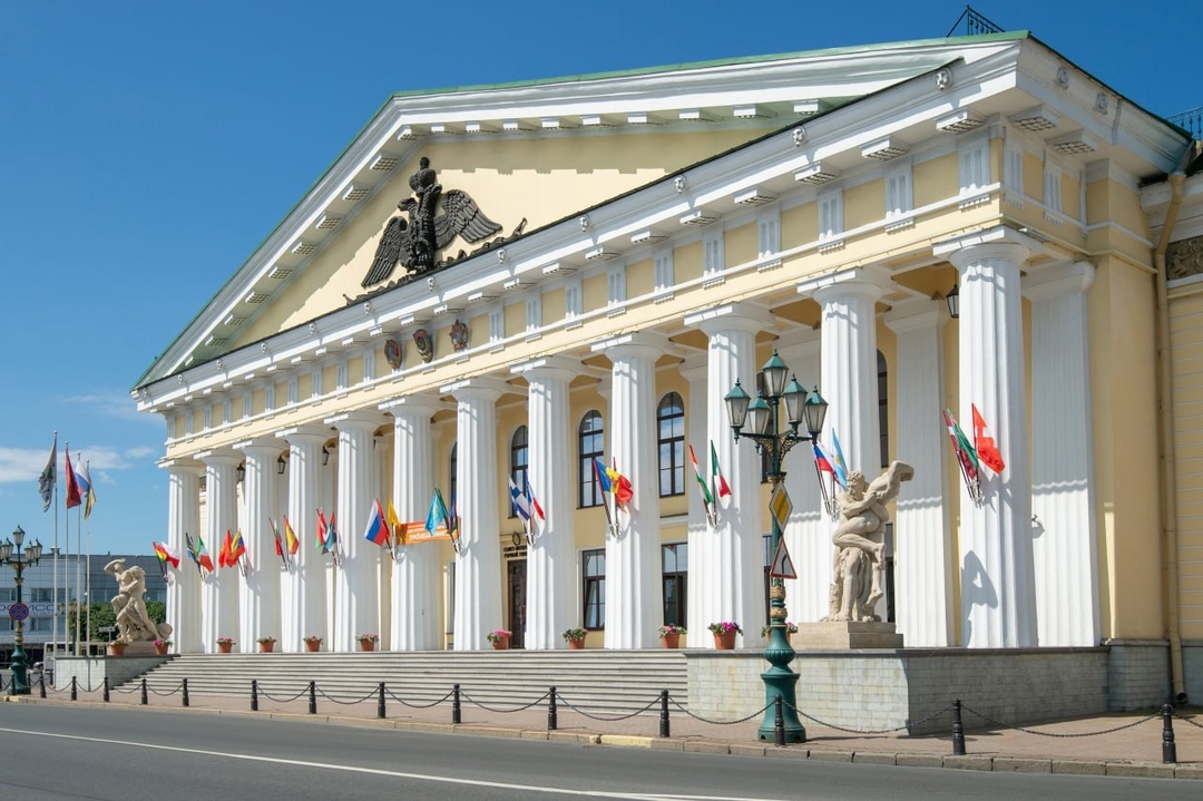 Дмитрий Чернышенко поздравил Санкт-Петербургский горный университет с 4-м местом в международном рейтинге