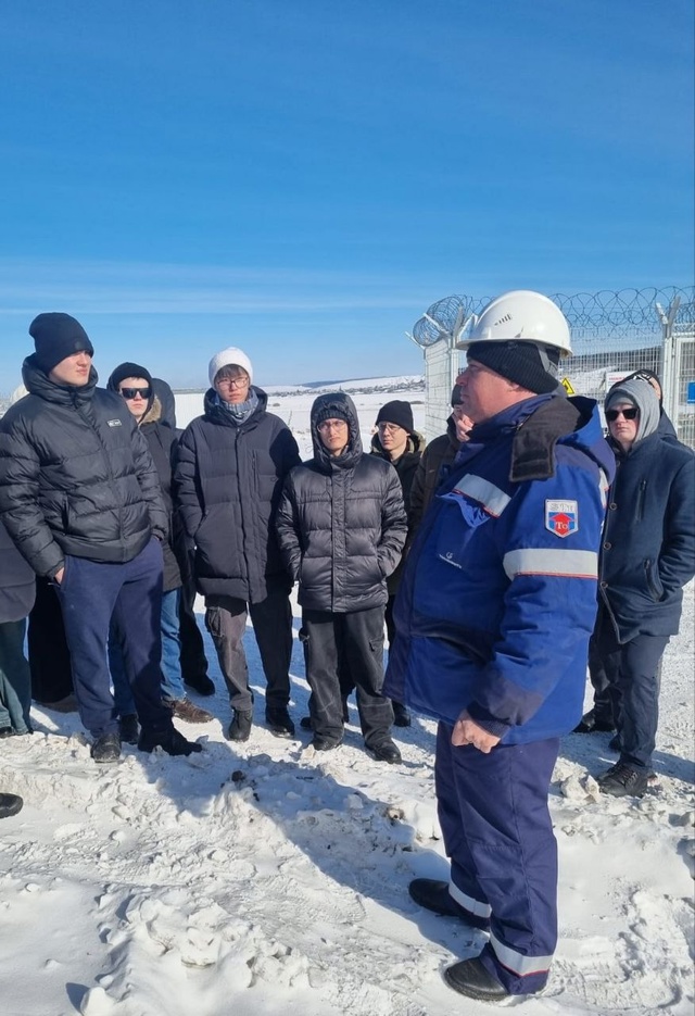ООО «Транснефть – Восток» организовало экскурсию для 28 студентов ИРНИТУ на линейную часть нефтепровода Красноярск - Иркутск
