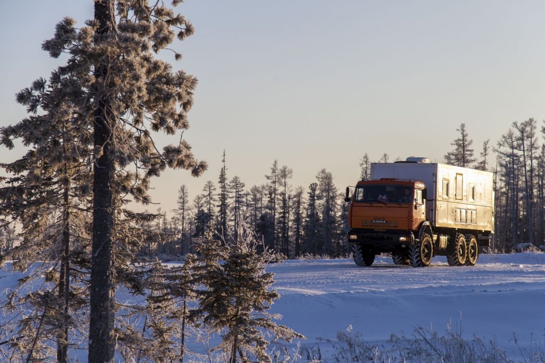 ООО «Транснефть – Восток» организовало экскурсию для 28 студентов ИРНИТУ на линейную часть нефтепровода Красноярск - Иркутск