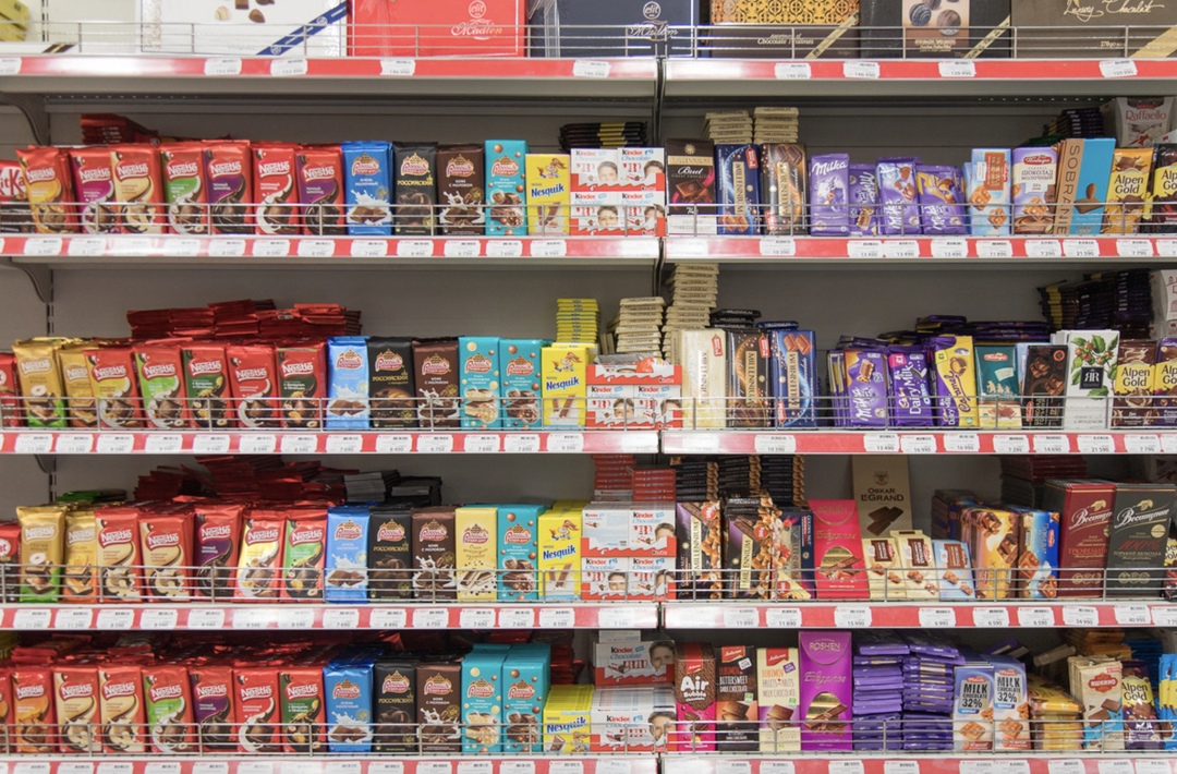 Продажи шоколада в России в натуральном выражении в 2024 году снизились на 4%, пишет Shopper’s со ссылкой на данные исследования Gradus Retail Index. В…