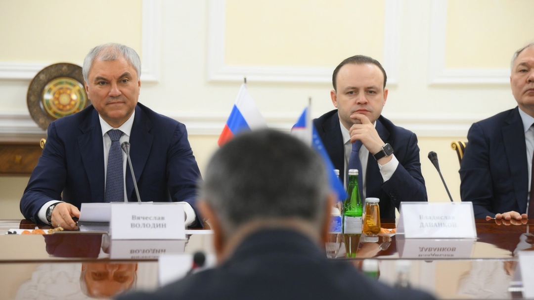 Состоялась встреча Председателя ГД со Спикером Законодательной палаты Олий Мажлиса Республики Узбекистан Нуриддином Исмоиловым.