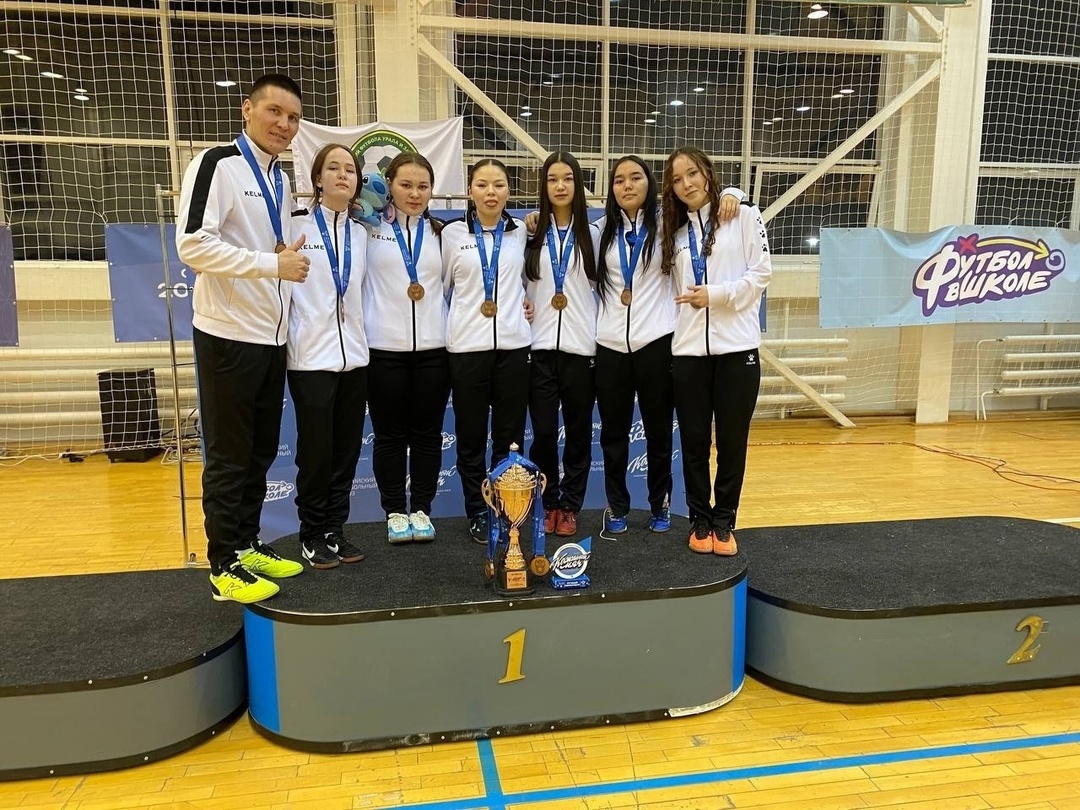 Обладатели Кубка «НОВАТЭК» из Челябинской области стали победителями и призёрами межрегионального этапа общероссийского проекта «Кожаный мяч – Школьная…