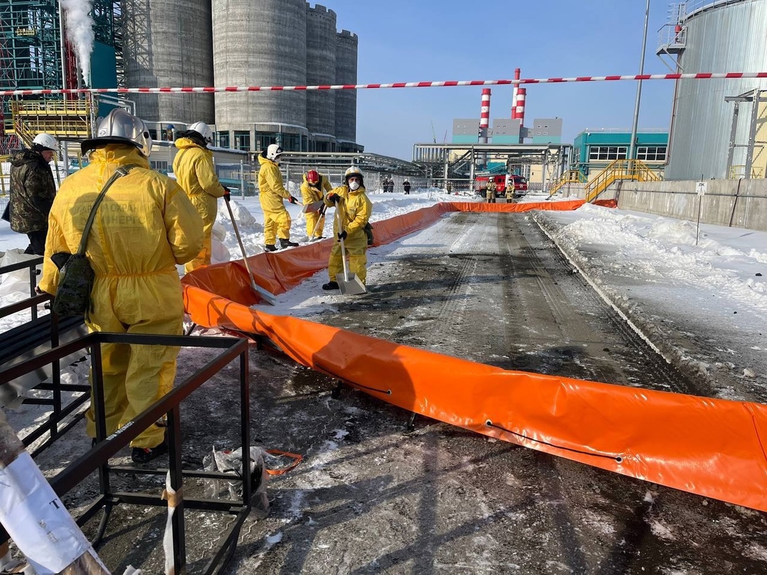 #Учения Енисейское управление Ростехнадзора проверило готовность ООО «ОК РУСАЛ Анодная Фабрика» к действиям по локализации и ликвидации разлива нефтепродуктов…