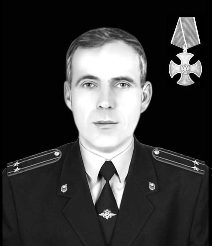 Алексей Николаевич Красноруженко работал начальником ведомственной охраны НПС «Зензеватка»