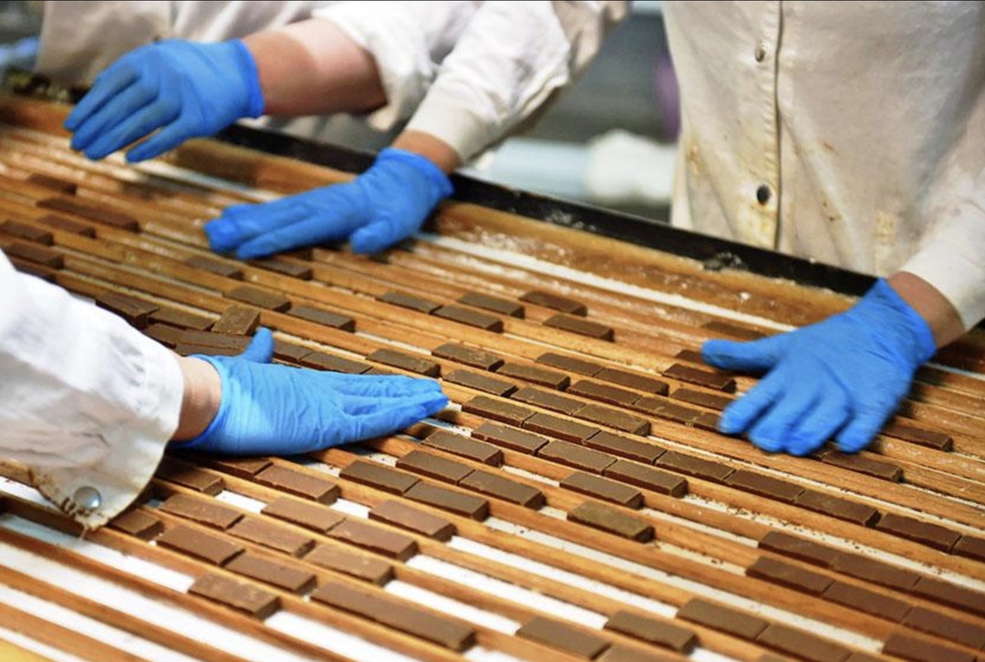 Компания «17:17» (входит в агрохолдинг «Степь» АФК «Система») спустя несколько месяцев после открытия в октябре 2024 года закрыла фабрику по производству…