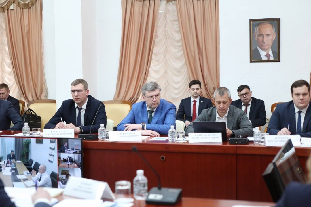 Сергей Цивилев провёл совещание по совершенствованию логистики поставок грузов ТЭК в порты Дальнего Востока