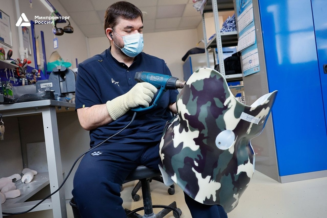 ️ Антон Алиханов посетил фарммедпредприятия Москвы и Подмосковья