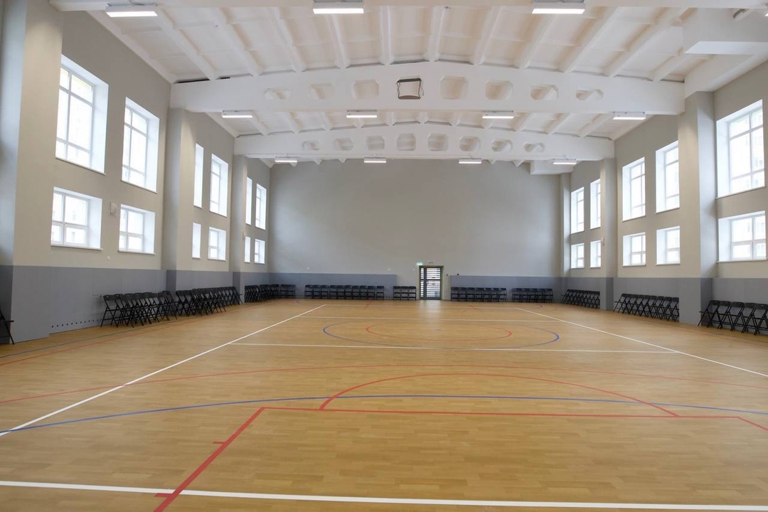 Министр строительства и ЖКХ РФ Ирек Файзуллин в рамках рабочего визита в Самару ознакомился с ходом строительства школы на 200 человек