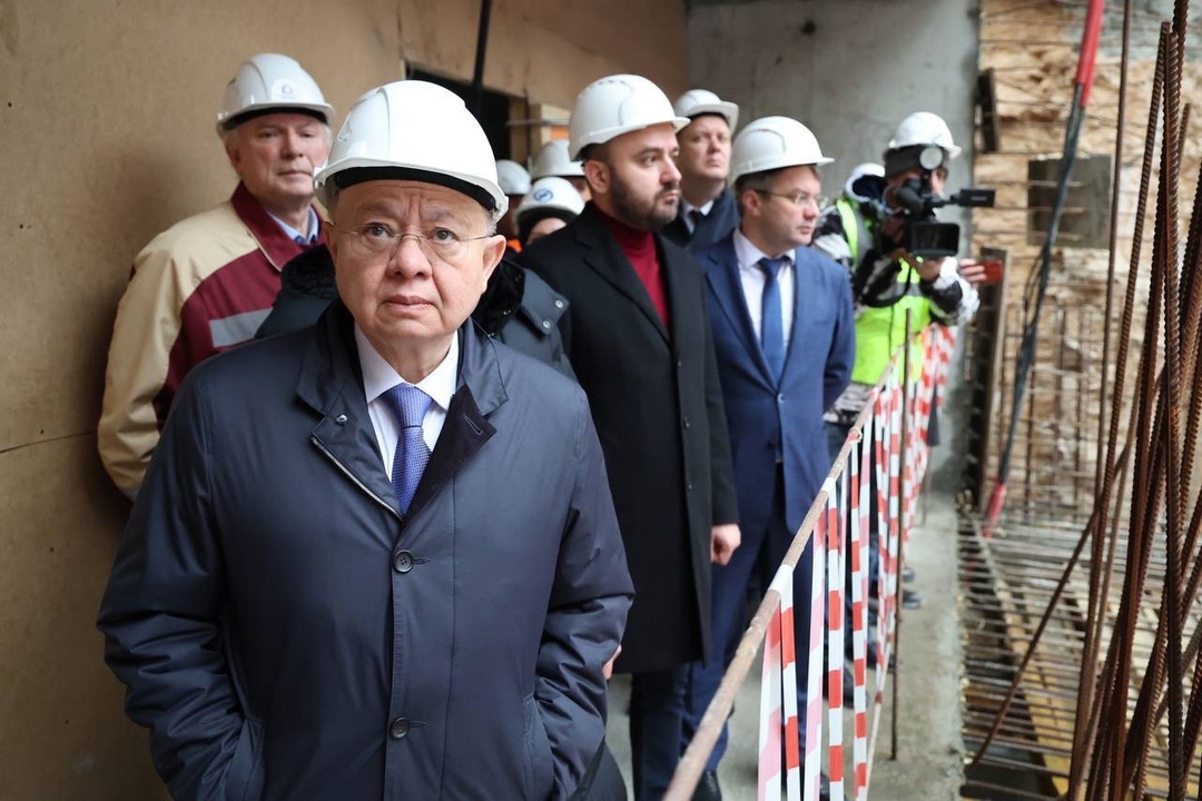 Глава Минстроя России Ирек Файзуллин в рамках рабочей поездки совместно с Губернатором Самаркой области Вячеславом Федорищевым ознакомился с проектом…