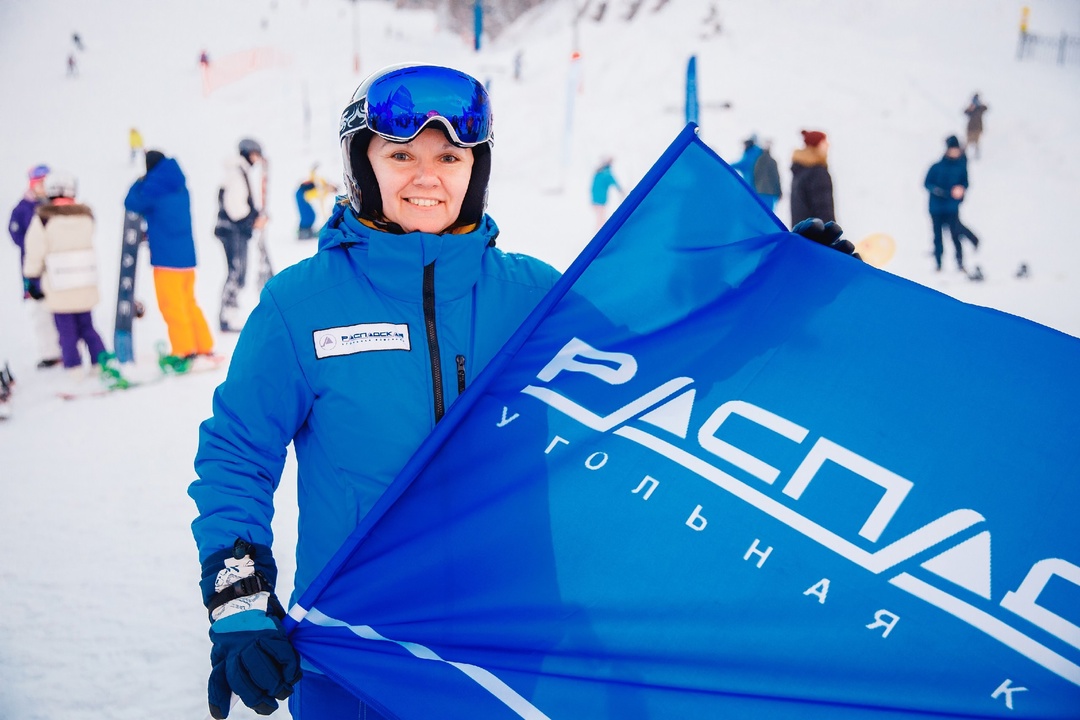 Друзья, уже завтра на горе Туманная в Таштаголе пройдет XXII турнир по горным лыжам и сноуборду имени Андрея Севенюка.