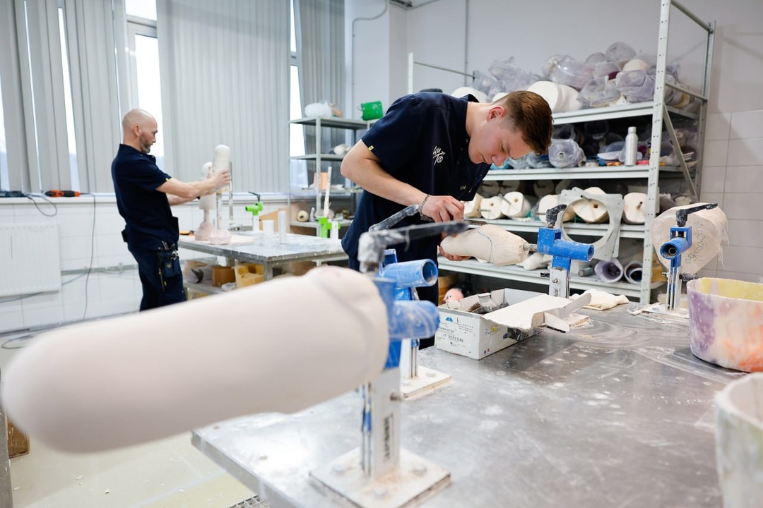 Министр промышленности и торговли РФ посетил одно из ведущих предприятий Ростеха