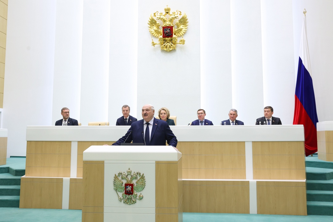 Президент Республики Беларусь Александр Лукашенко выступил на 586-м заседании Совета Федерации