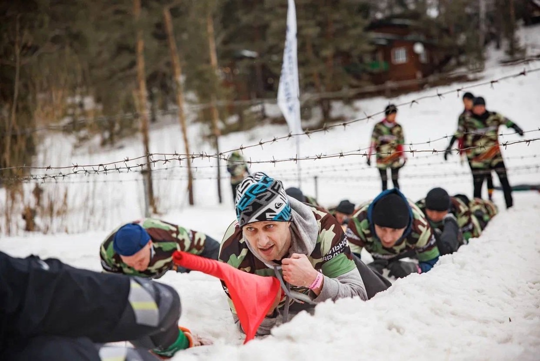 Наши коллеги в очередной раз приняли активное участие в экстремальном забеге «Стальной характер. Холод»!