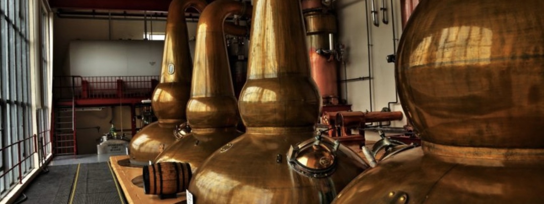 Саранский ликеро-водочный завод в марте отгрузит первую промышленную партию премиального виски, созданного на Кемлянской дистиллерии в Мордовии.