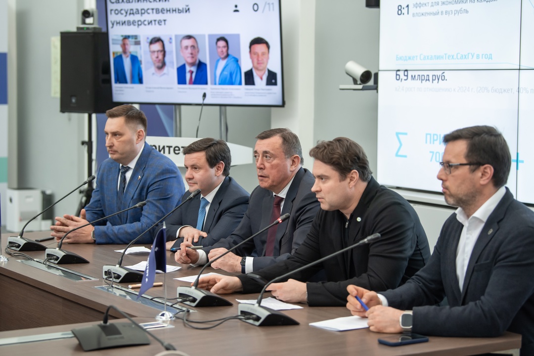 Университетов – участников дальневосточного трека программы «Приоритет-2030» стало больше
⠀
Программа «Приоритет-2030» – крупнейшая в новейшей истории России…