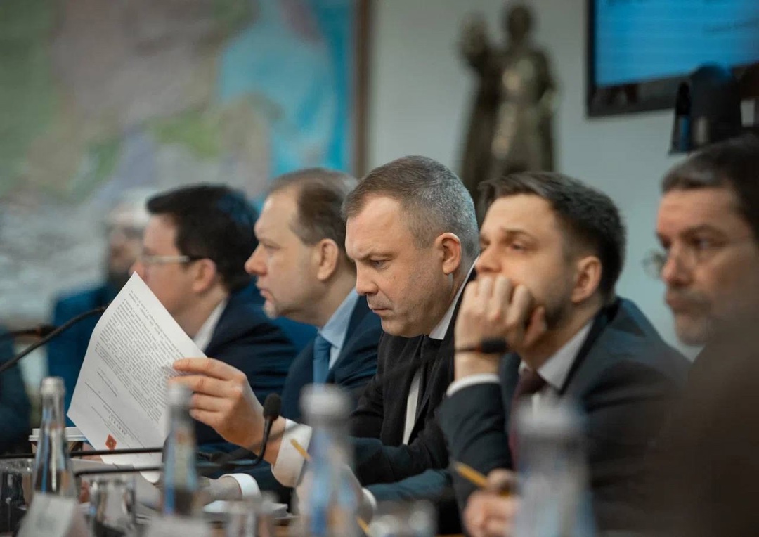 Роман Старовойт принял участие в заседании Комитета Госдумы по информационной политике, информационным технологиям и связи