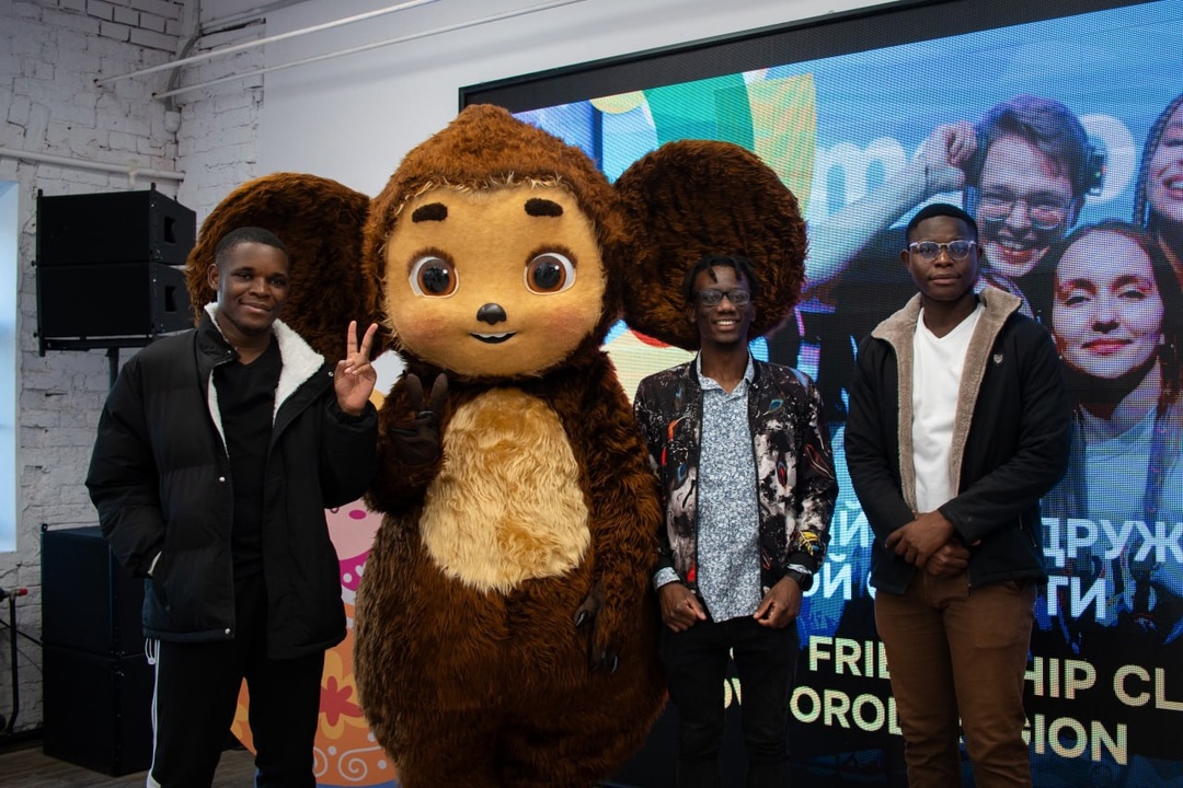 Дмитрий Чернышенко: 90 международных клубов дружбы объединили молодых россиян и представителей более 140 стран