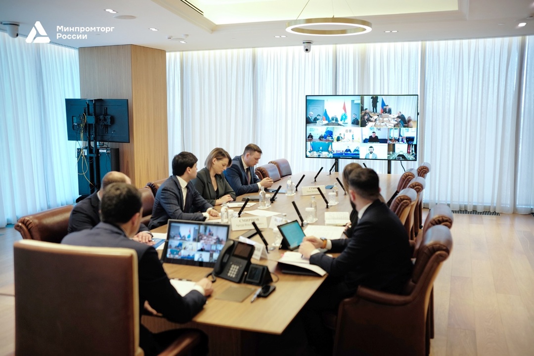 ️ Антон Алиханов выступил на заседании комиссии Госсовета по промышленности