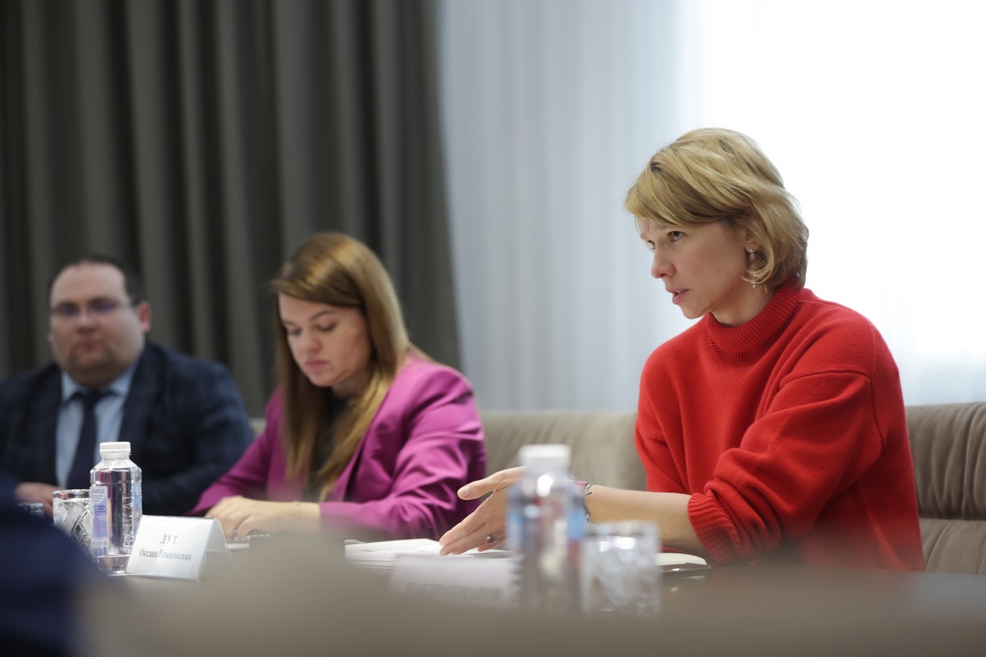 Оксана Лут обсудила перспективы развития АПК и сельских территорий Удмуртии с главой республики Александром Бречаловым.