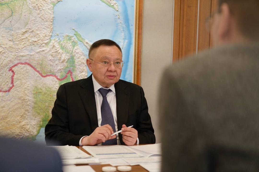 В Минстрое России состоялась рабочая встреча Министра строительства и ЖКХ РФ Ирека Файзуллина с Полпредом Президента РФ в ЦФО Игорем Щеголевым