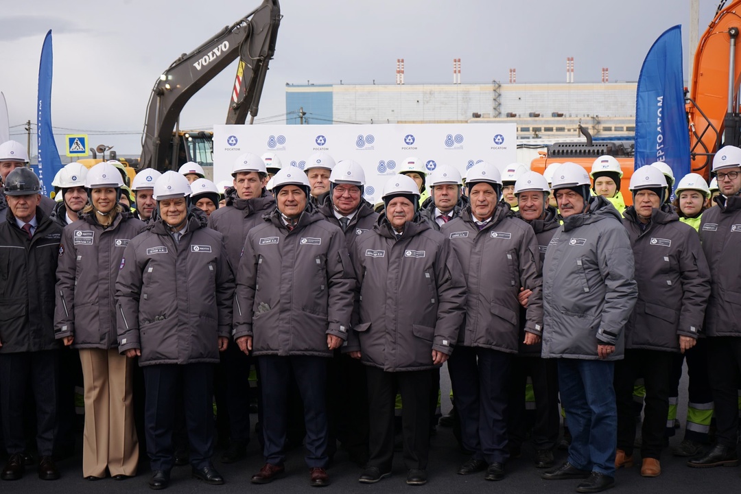 Залит первый бетон в фундамент здания реактора нового энергоблока Ленинградской АЭС