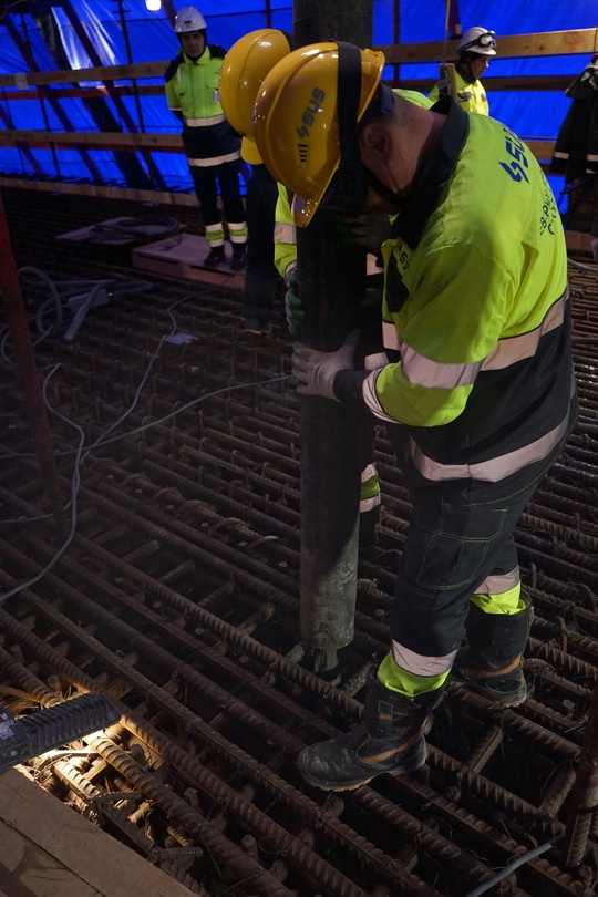 Залит первый бетон в фундамент здания реактора нового энергоблока Ленинградской АЭС