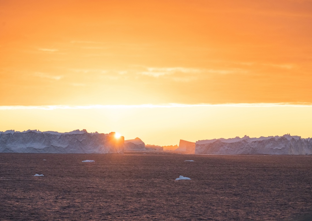 Что скрывает Антарктида? Невероятные закаты и рассветы