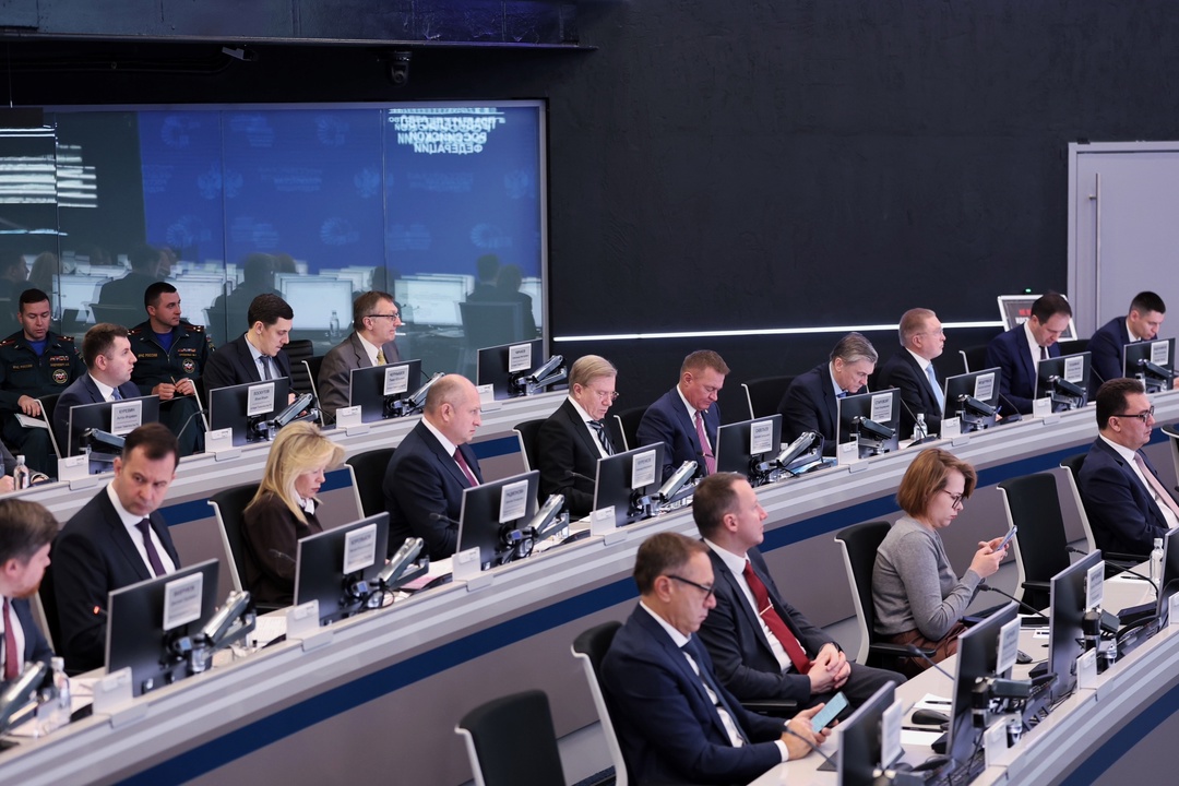 Виталий Савельев: Принят итоговый вариант утилизации нефтепродуктов из затонувших фрагментов танкеров «Волгонефть-212» и «Волгонефть-239»